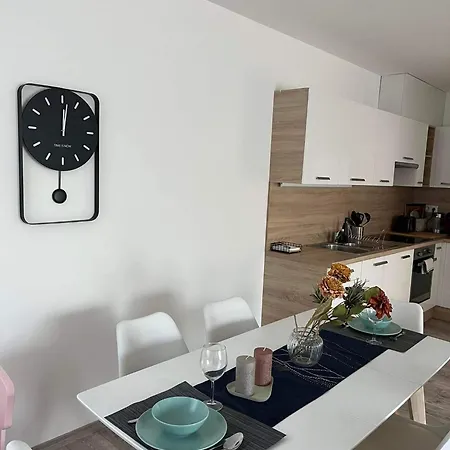 Ada Apartmán